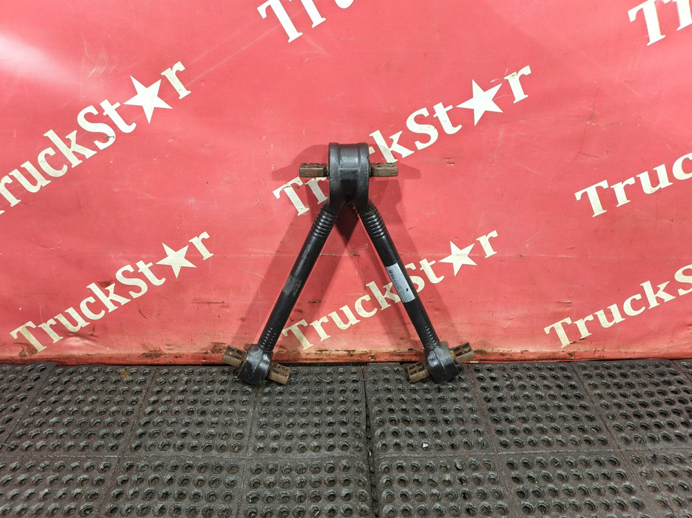 Тяга реактивная V-образная 2023г.