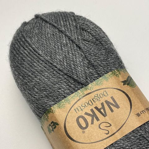Пряжа Дога Досту 100г; 310м.,переработанный акрил,Турция