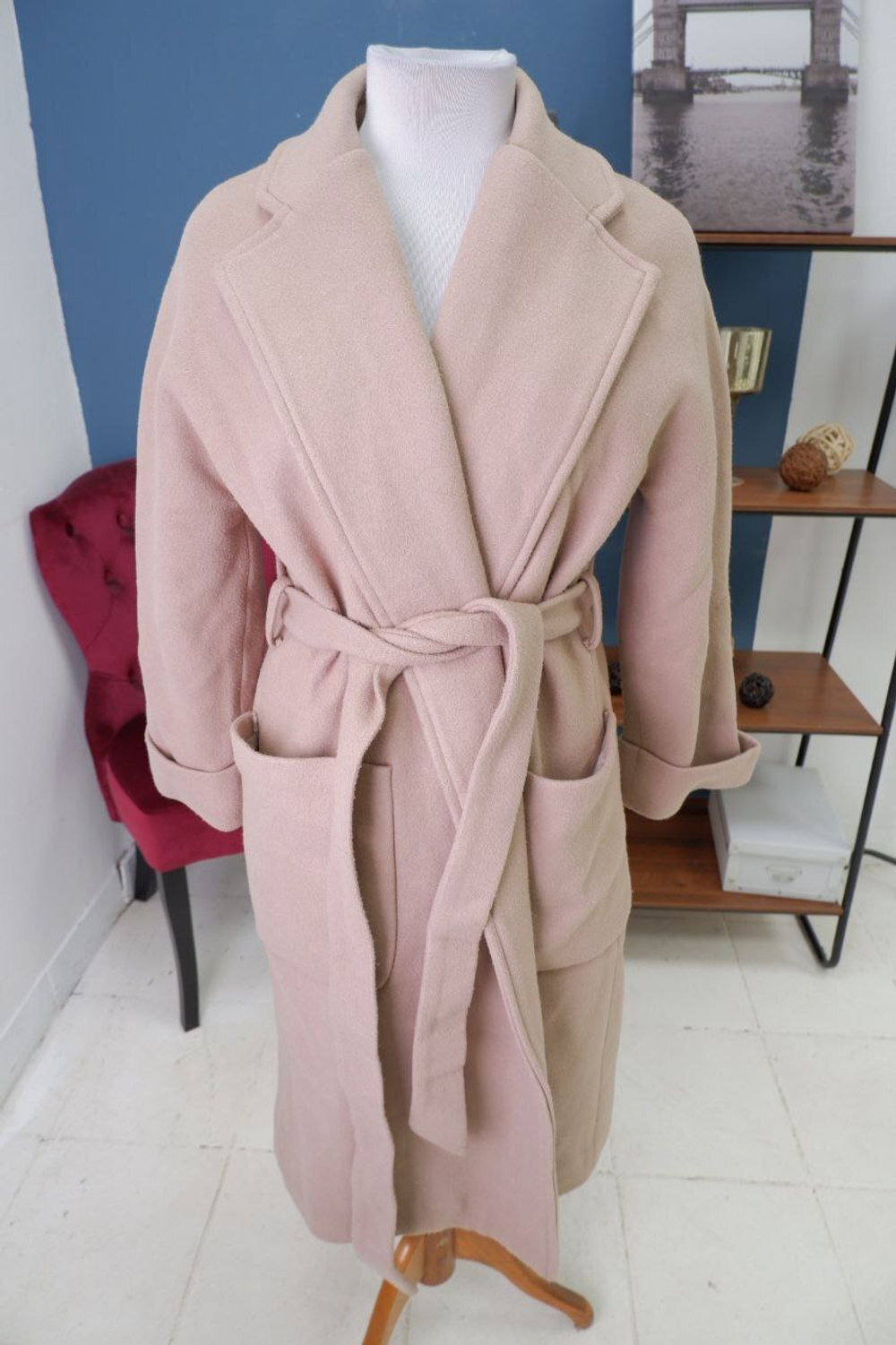 Пальто Allure элегантное 48 размер