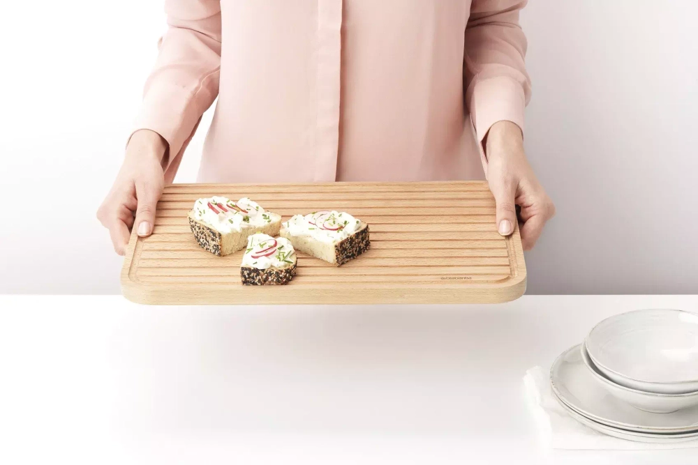 Brabantia - Профильная деревянная доска 40х25см для резки дерева / артикул   260728  / GTIN 8710755260728