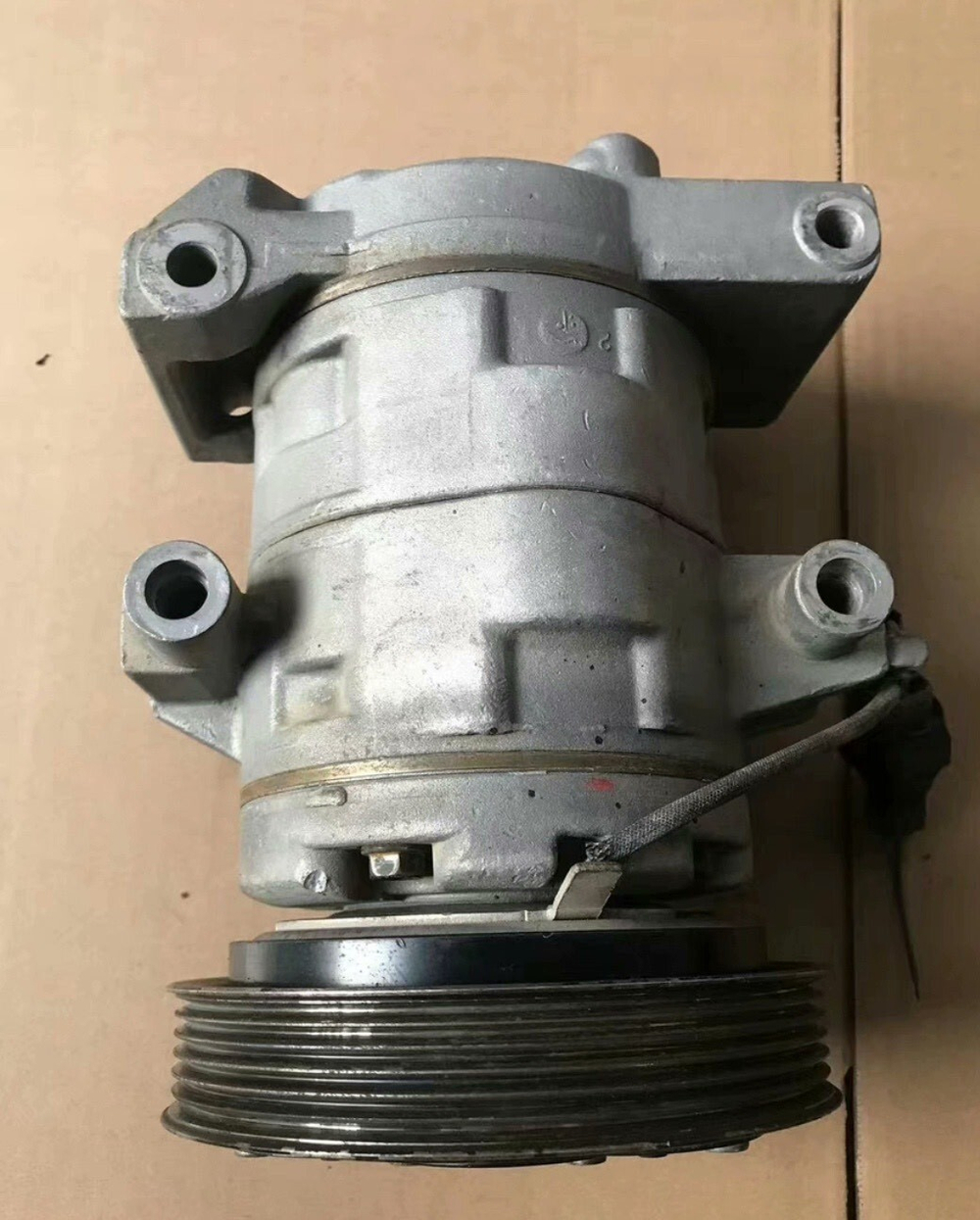 Компрессор кондиционера Mazda 6 2.5, B50