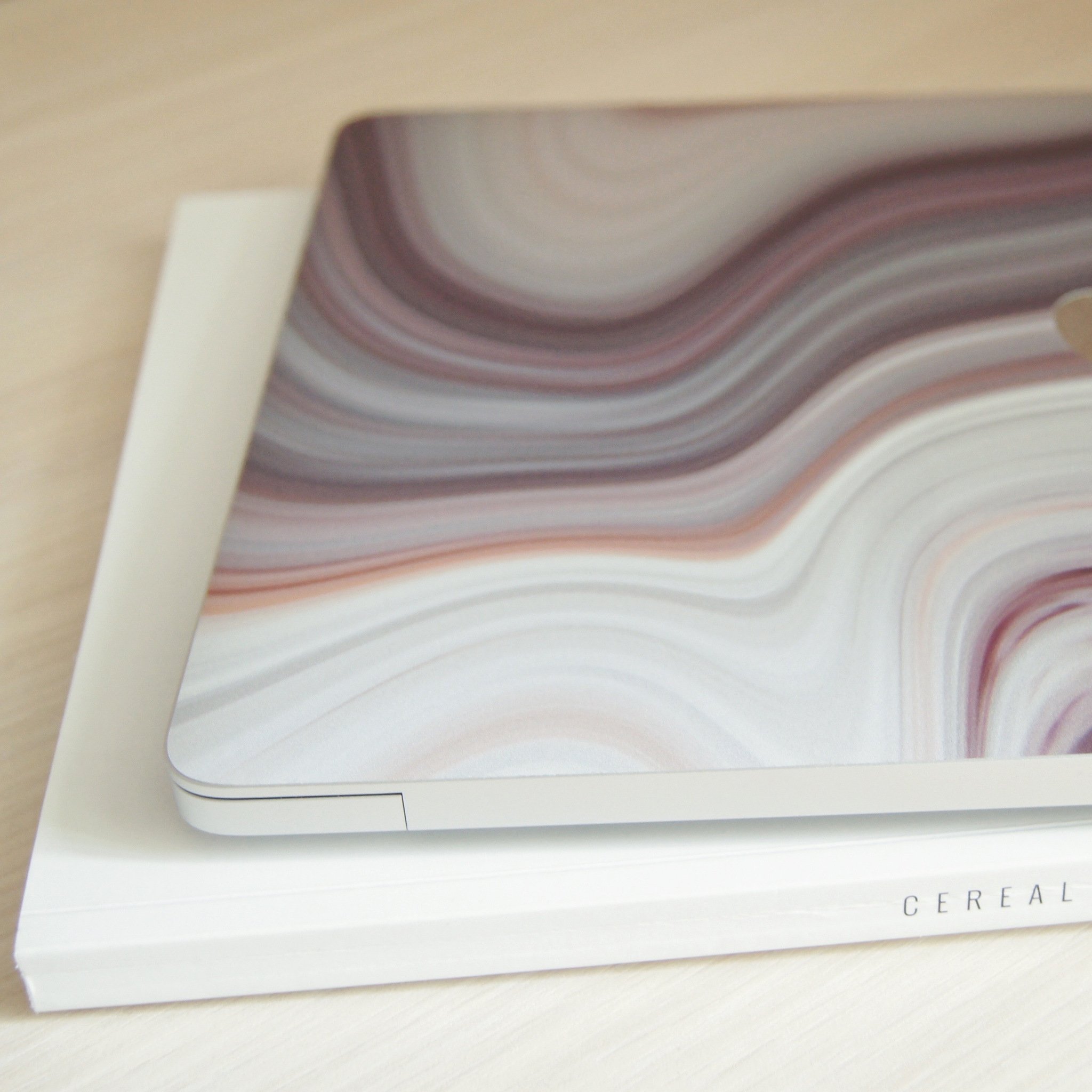 Виниловая наклейка MARS для MacBook