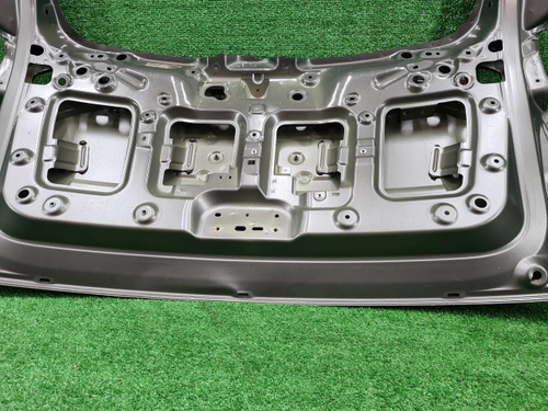 Крышка багажника Geely Atlas Pro (2021-н.в.)