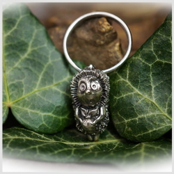 Брелок "Ежик" для ключей , сумок и рюкзаков , мельхиор