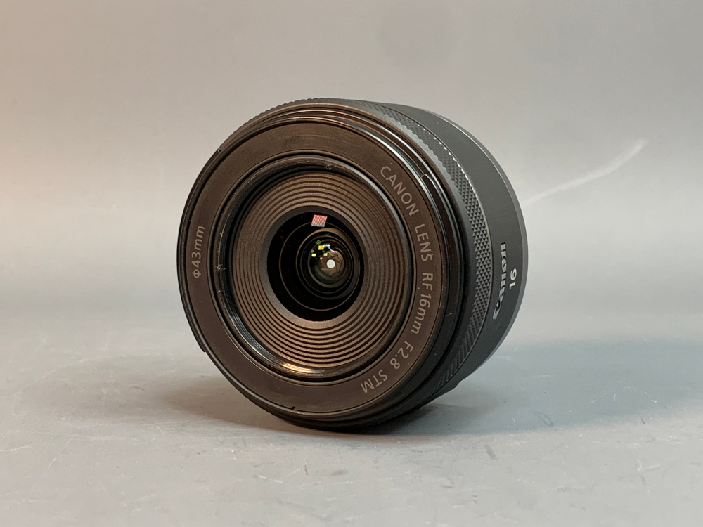 Canon RF 16mm f/2.8 STM