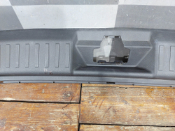 Обшивка замка багажника Jetour X90 Plus 21-нв Б/У Оригинал F085518030