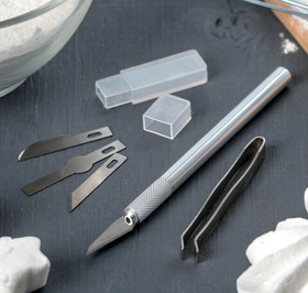 Скальпель кондитерский с пинцетом и набором насадок