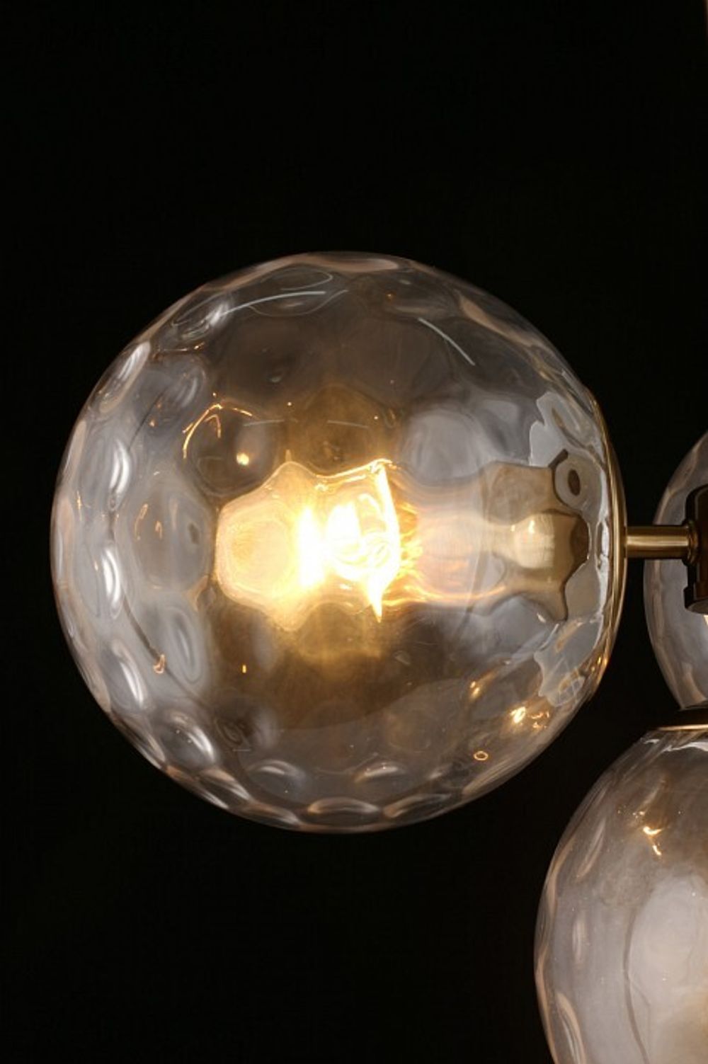 Подвесная люстра Aployt Lora APL.728.06.04