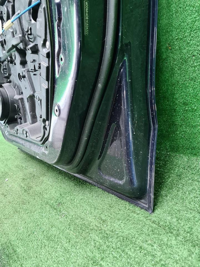 Дверь передняя правая Mercedes B w246 (2011-2018)