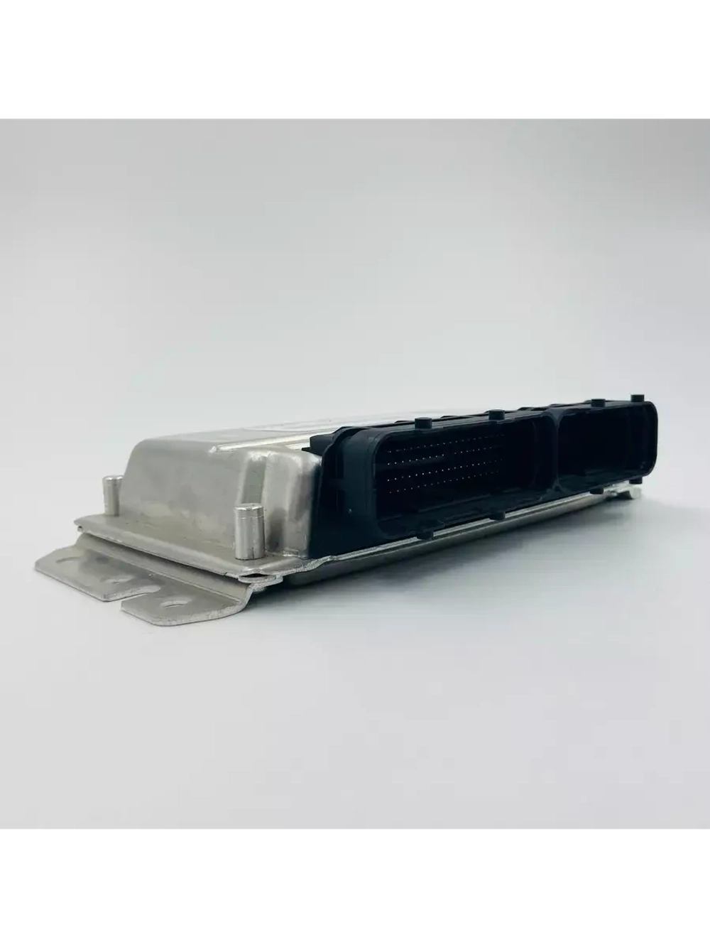 Контроллер (ЭБУ) 21110-1411020-80 ВАЗ 2110 - 2112 BOSCH