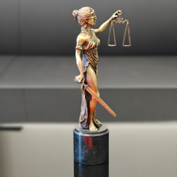 Статуэтка "Фемида" из бронзы малая