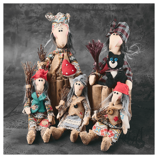 «Баба-Яга с метлой»