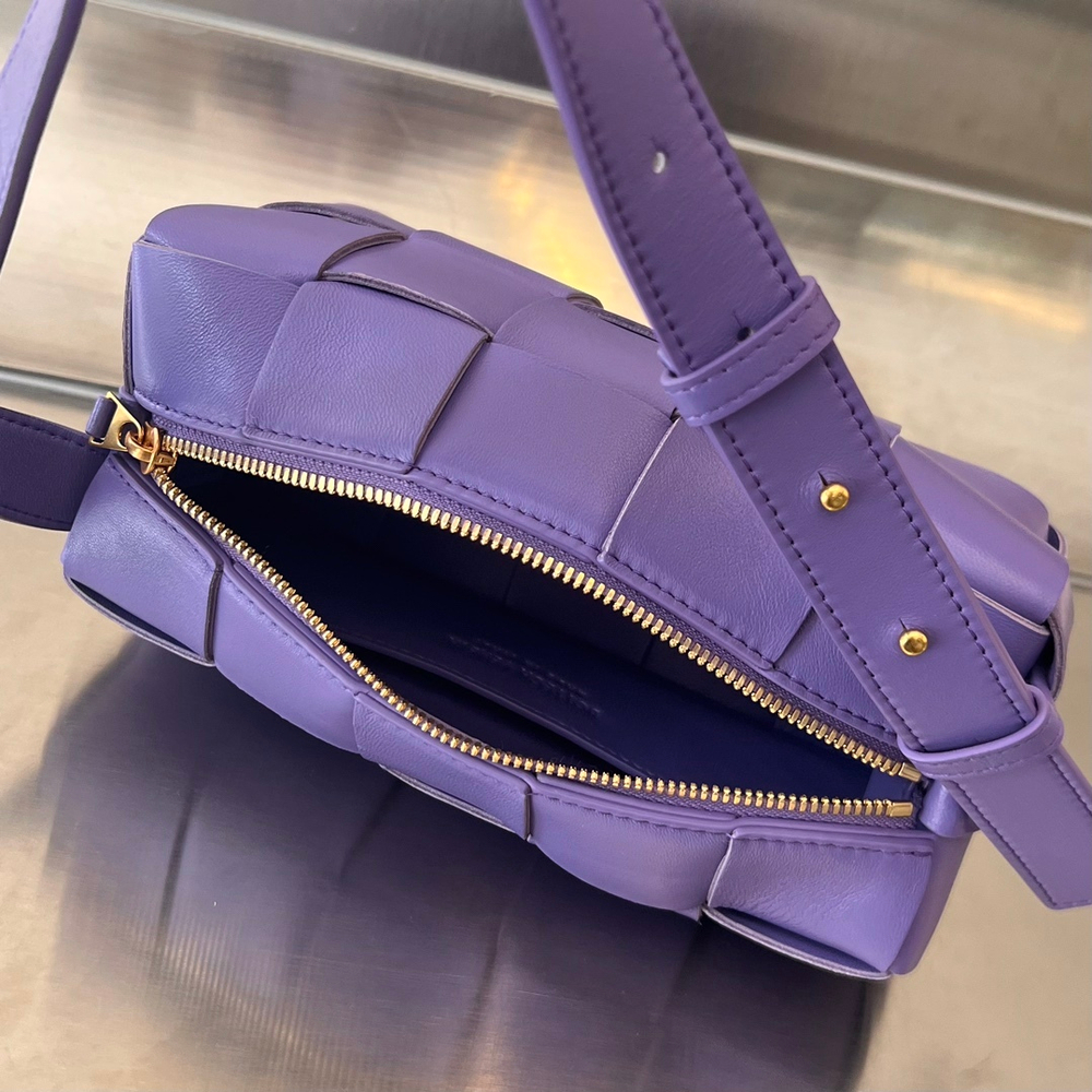 Bottega Veneta Small Brick Cassette 23 cm
