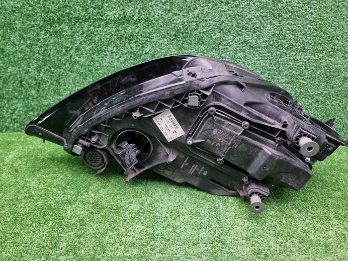 Фара левая Porsche Cayenne 3 (2017-2023) LED