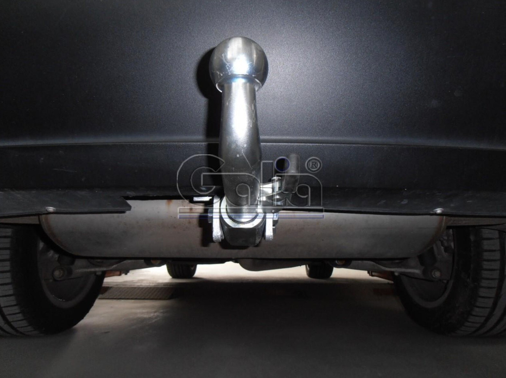 Фаркоп оцинкованный Galia B017C для BMW X5 2007-2013, 2013-2018, BMW X6 2014-(паспорт и сертификат в комплекте)(без электрики)
