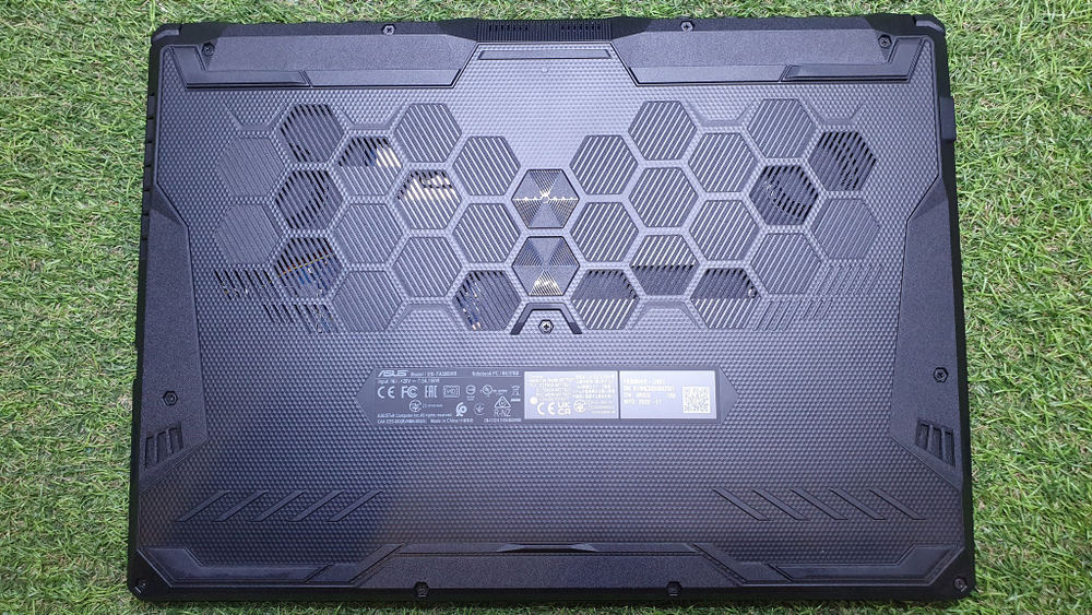 Ноутбук ASUS Ryzen 5/8Gb/GTX 1650 4Gb/144Hz/ TUF Gaming A15 FA506IHR-US51 90NR07G6-M004F0/Windows 11