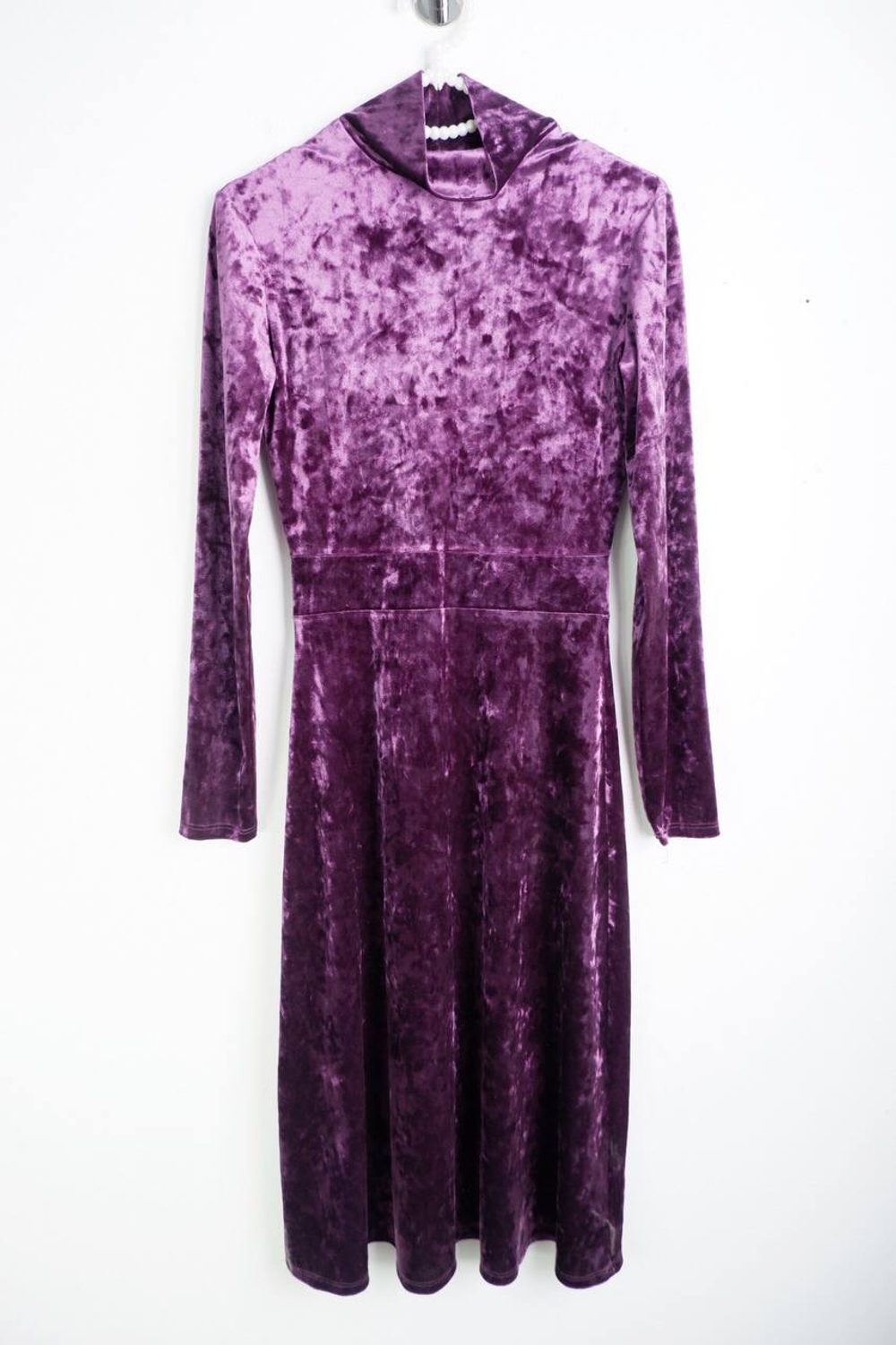 Платье Colambetta бархатное, визуально на 42 размер