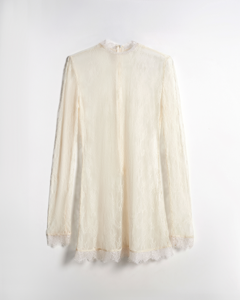 Топ из тонкого кружева молочный