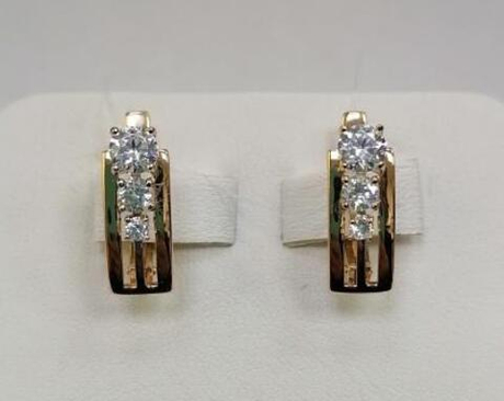 Серьги из золота с фианитами