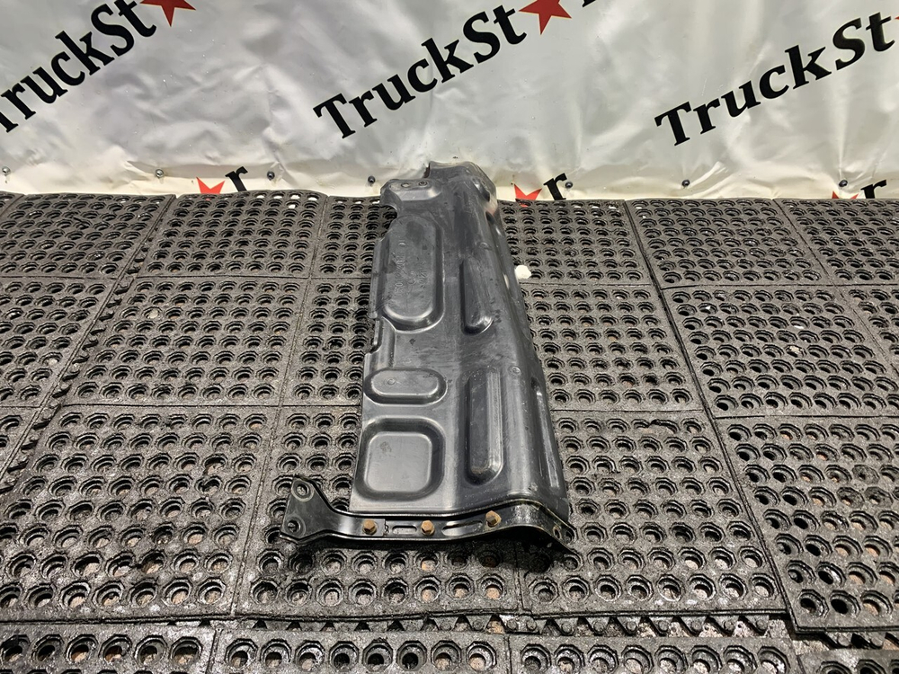 Шумоизоляция двигателя левая 2023г