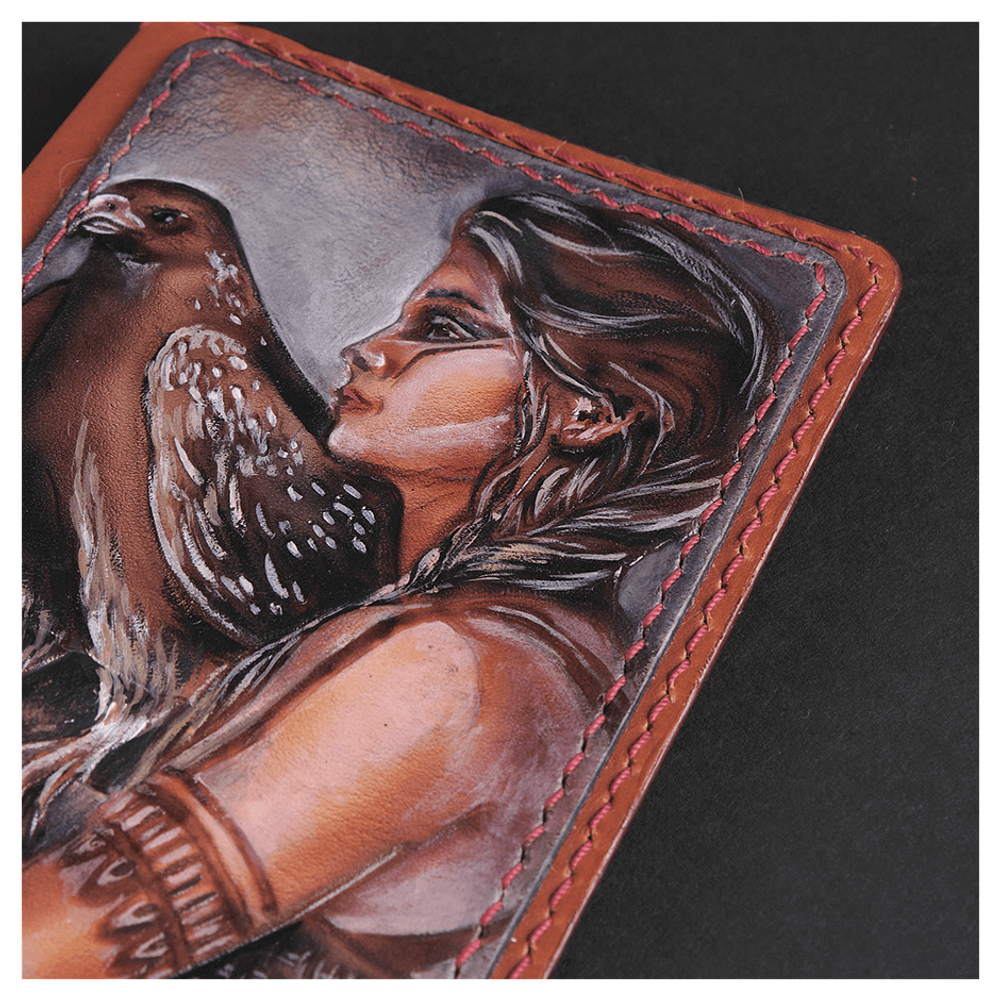 Кожаная обложка на паспорт «Шаманка» (фигура)