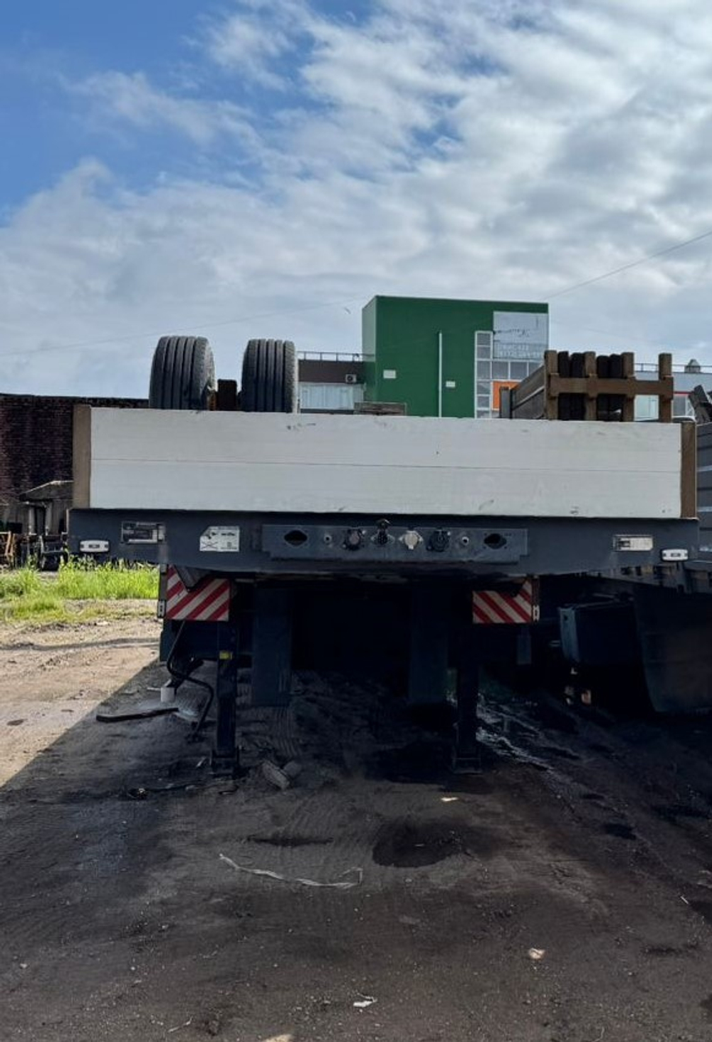 Политранс 94183* Полуприцеп тяжеловоз 3 оси 94183-010 (Не раздвижной)