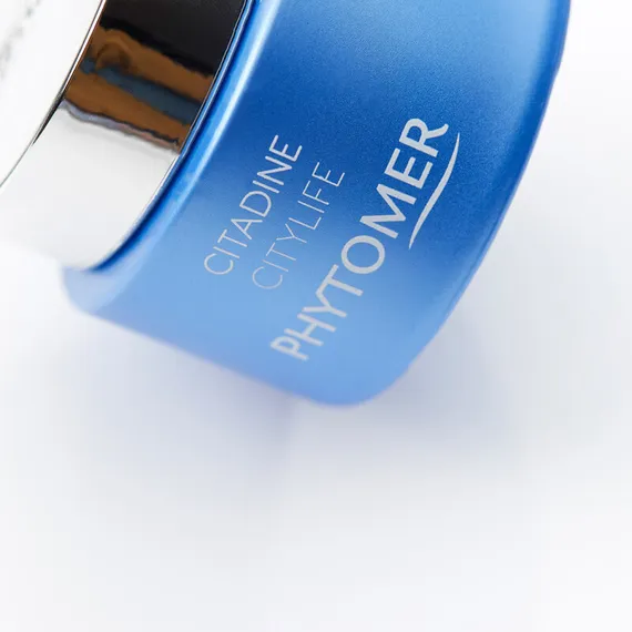 Крем-сорбет для лица и контура глаз