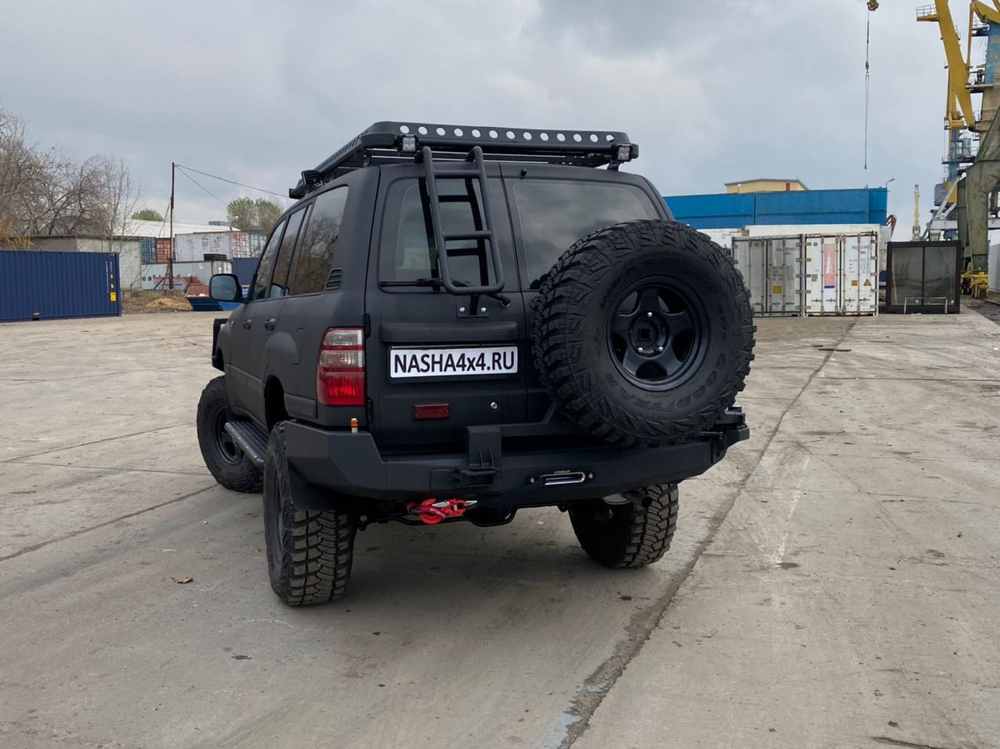 Toyota Land Cruiser 105