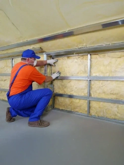 Минеральный утеплитель Неман 50 мм - 1 рул. / 15 м2 для стен, кровли, перекрытий, мансард, перегородок. Плотность 11-13 кг/м3