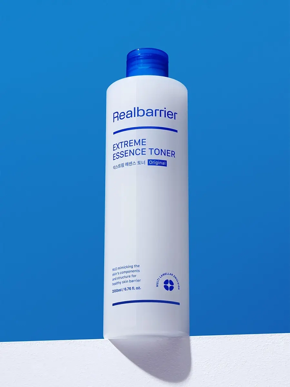 Real Barrier Ламеллярный восстанавливающий тонер-эссенция с керамидами Extreme Essence Toner 200 мл