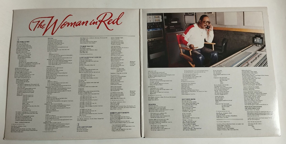 Винтажная виниловая пластинка LP Stevie Wonder The Woman In Red (Germany 1984)