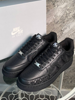 Кроссовки Nike