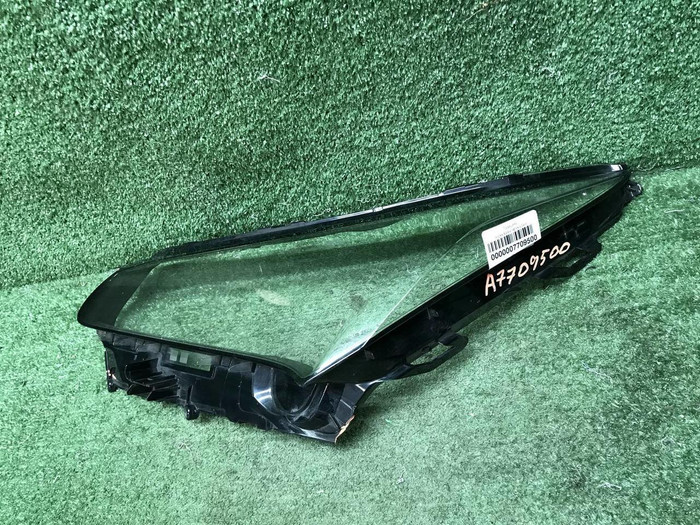 Стекло фары левое Lexus NX 1 (2017-2021)