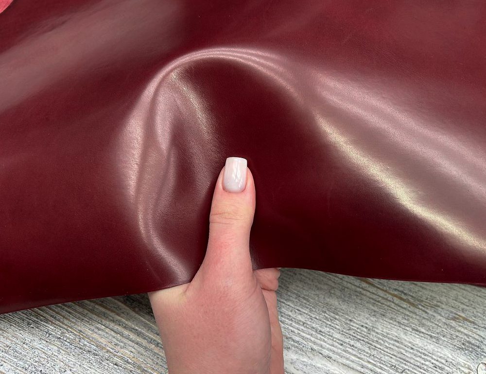 Diver Lux Bourgundy (0,8-1,0 мм), цв. Бордовый, натуральная кожа