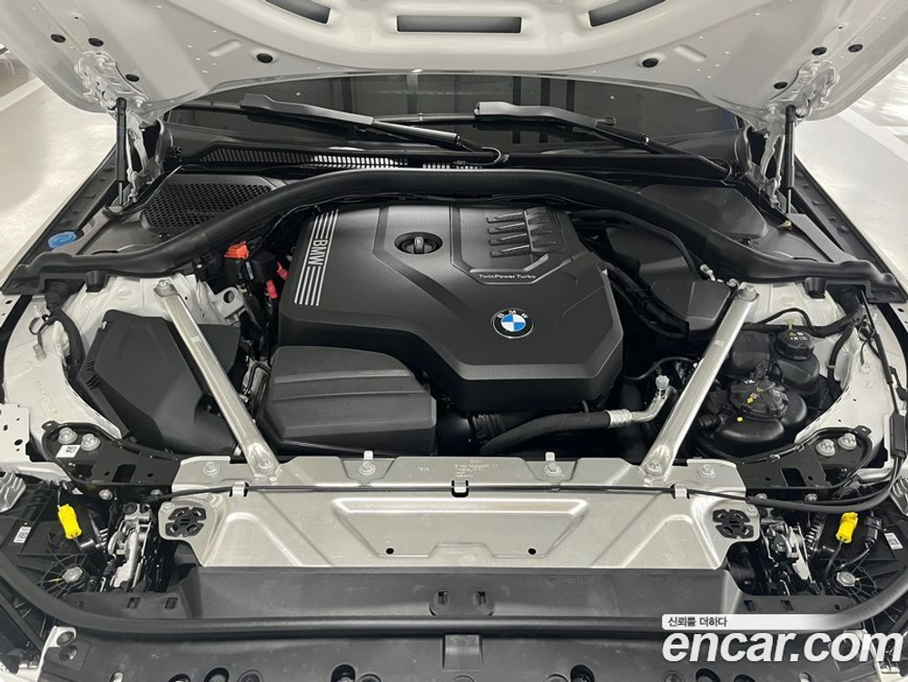 BMW 4 Series (G22) 420i M Sports Coupe (10.2023)