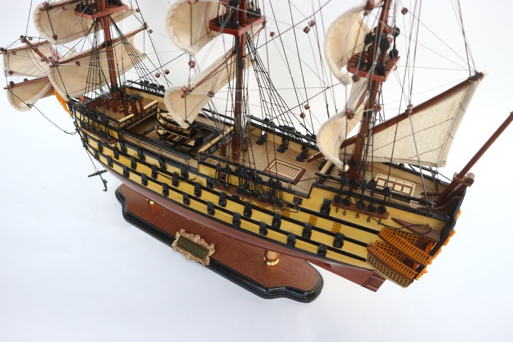 Van Der Heijden Модель парусника Трёхъ Иерархов, Россия