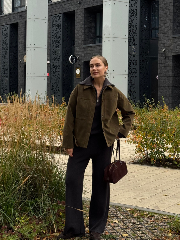 Замшевая куртка олива