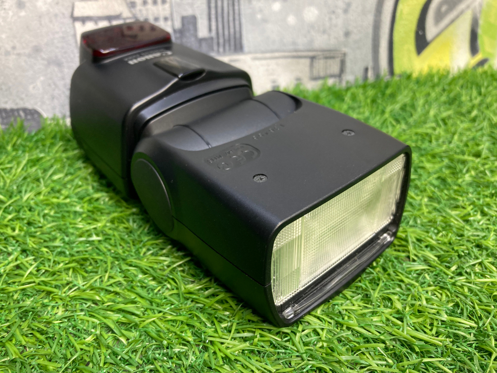 Canon Speedlite 430EX