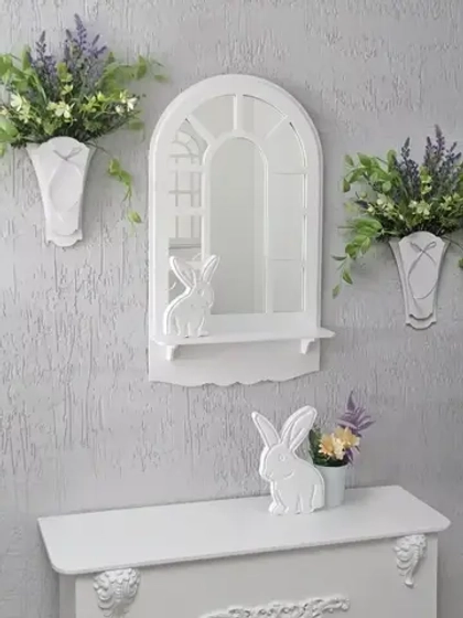 Зеркало настенное с полкой