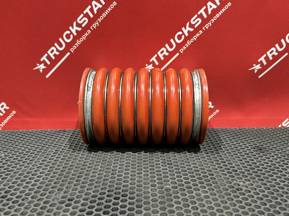 Патрубок интеркулера