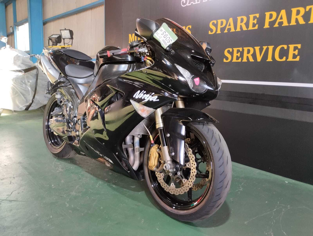 Kawasaki Ninja ZX-10R 044354