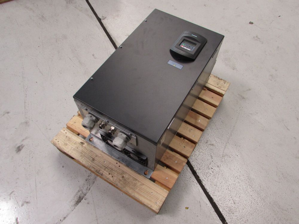 SIEMENS 6SE6436-5BD33-0DA0