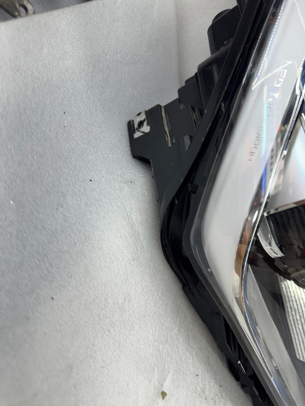 Блок фары светодиодный BYD Qin Plus оригинал бу