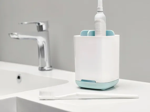 Органайзер для зубных щеток Joseph Joseph EasyStore™ белый