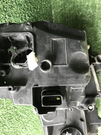 Фара правая Peugeot 3008 2 (2016-2020) LED