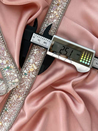 Тесьма термоклеевая белая серебро купон 0,9 м