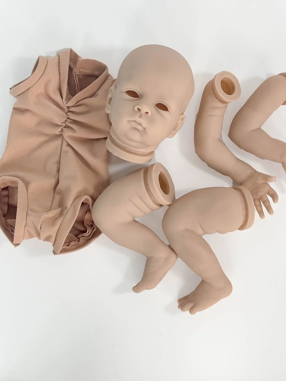 Набор для изготовления силиконовой куклы Реборн 50см (UN468)