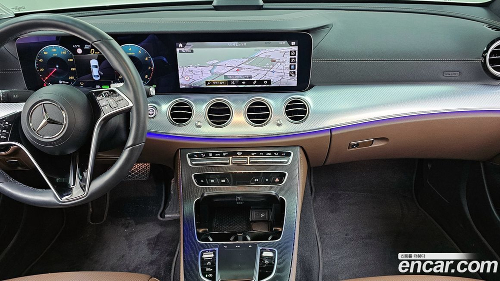 Mercedes-Benz E-Class W213 E350 4MATIC Avangarde (01.2021)
