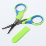6913474 Ножницы детские, с защитным колпачком, цвет зеленый/синий
