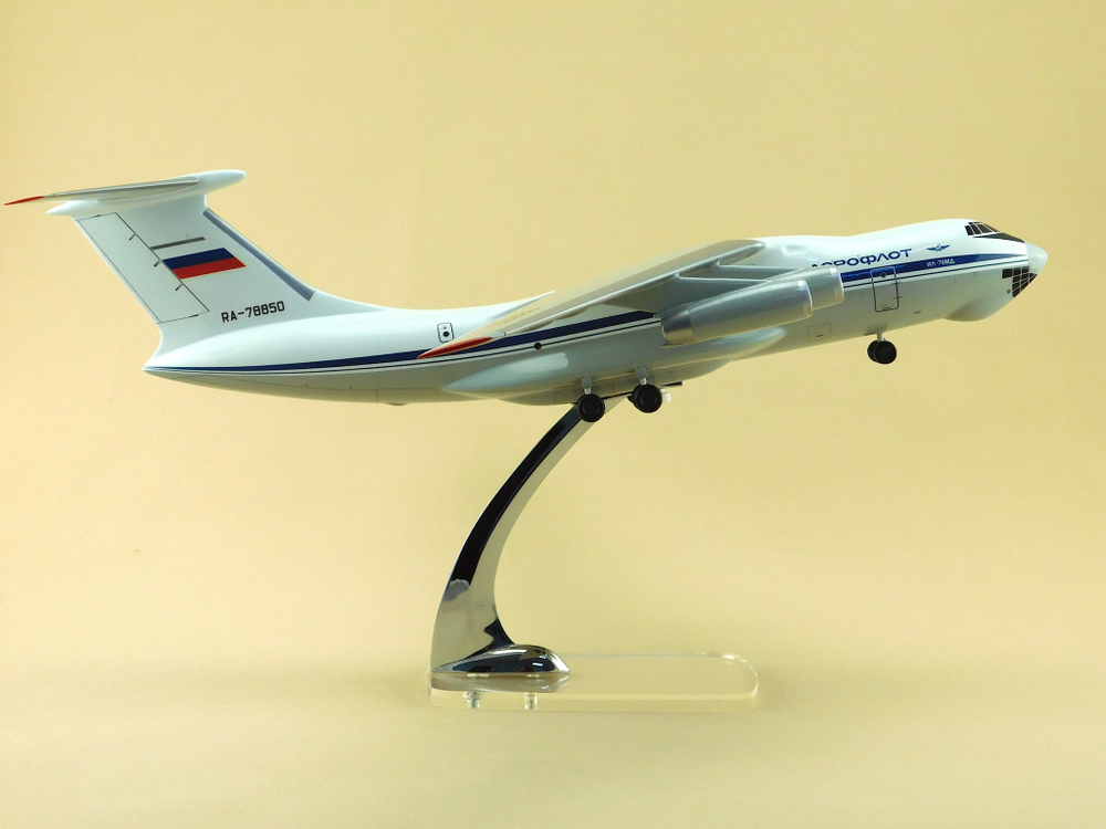 Модель самолета Ил-76МД (М1:100, АЭРОФЛОТ, RA-78850, шасси)